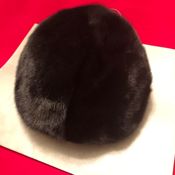 đź–¤MINK đź–¤ - Picture 2 of 9